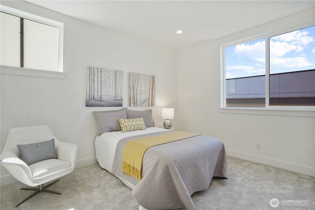 9013 14th Avenue SW, Seattle, WA 98106