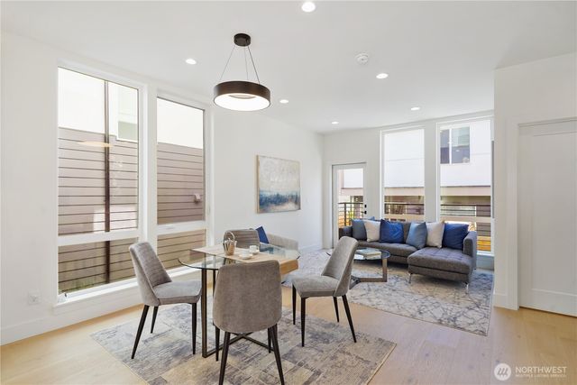 9013 14th Avenue SW, Seattle, WA 98106