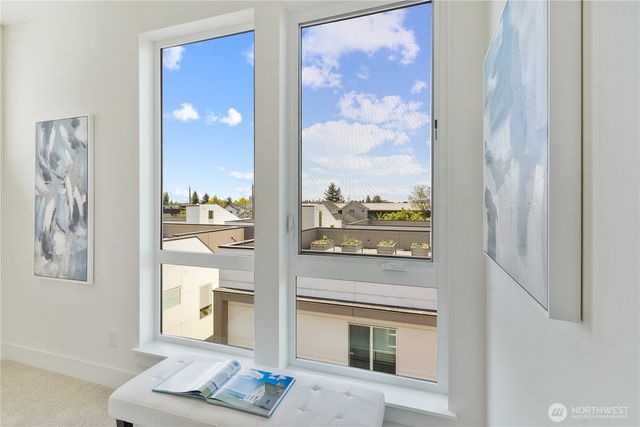 9013 14th Avenue SW, Seattle, WA 98106