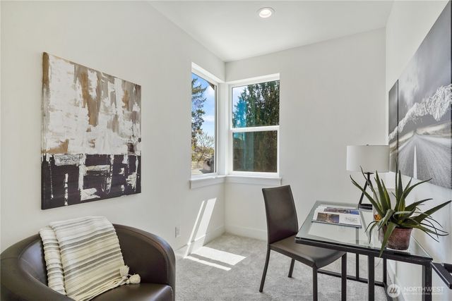 9013 14th Avenue SW, Seattle, WA 98106