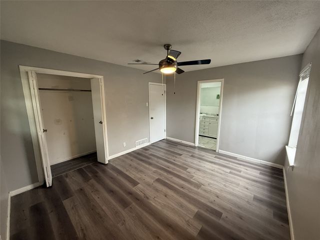 415 W Highland Drive, Whitewright, TX 75491