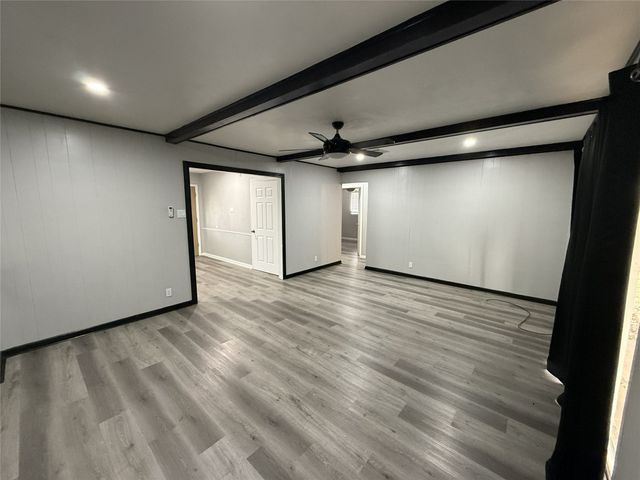 415 W Highland Drive, Whitewright, TX 75491