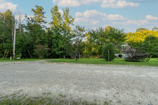 10 New Market Road, Trenton, SC 29847