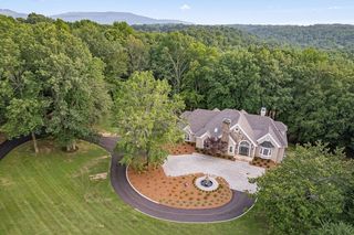 250 W Laurel Ave, Mcminnville, TN 37110