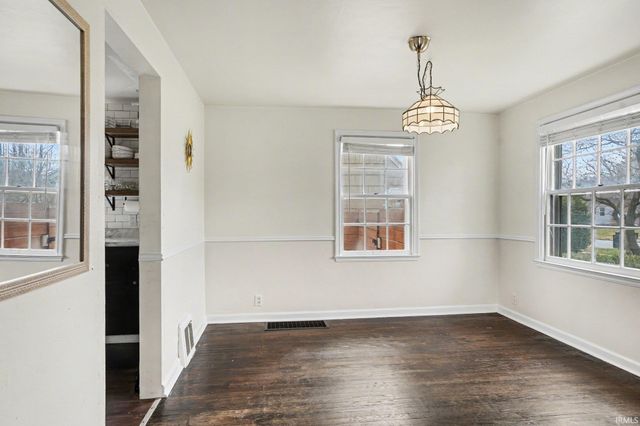 1901 E Donald Street, South Bend, IN 46613