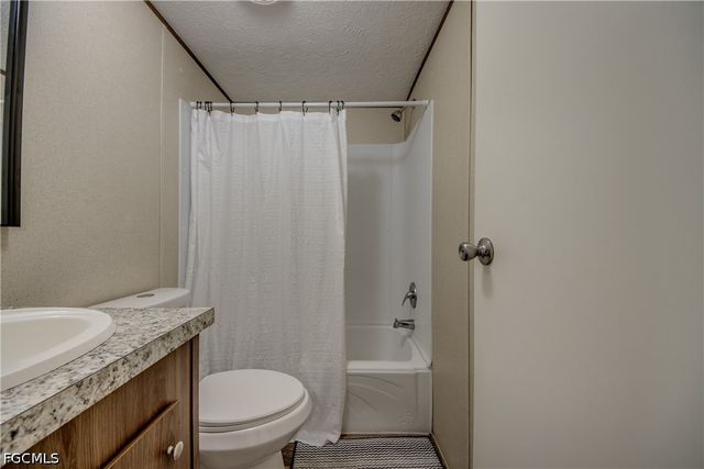 352 Sacramento ST, North Fort Myers, FL 33903