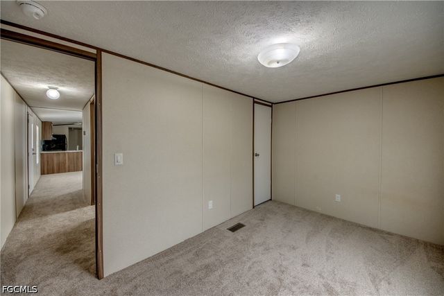 352 Sacramento ST, North Fort Myers, FL 33903