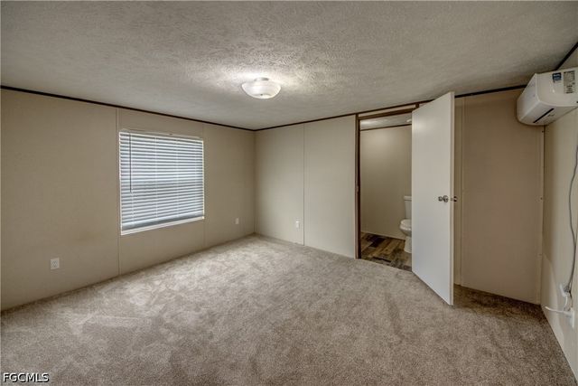 352 Sacramento ST, North Fort Myers, FL 33903