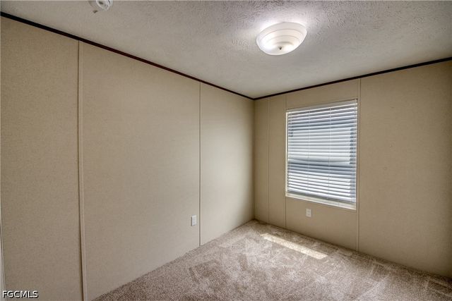 352 Sacramento ST, North Fort Myers, FL 33903