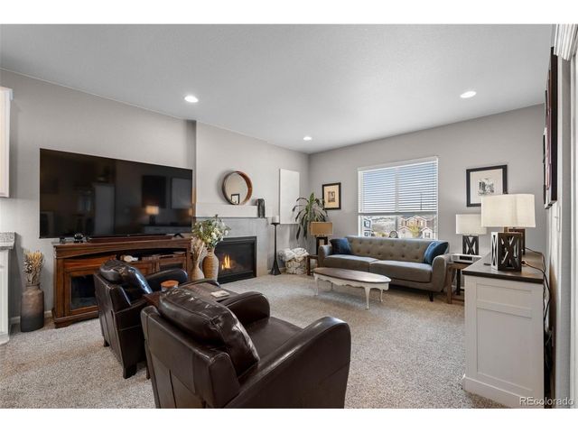 930 Mcmurdo Cir, Castle Rock, CO 80108