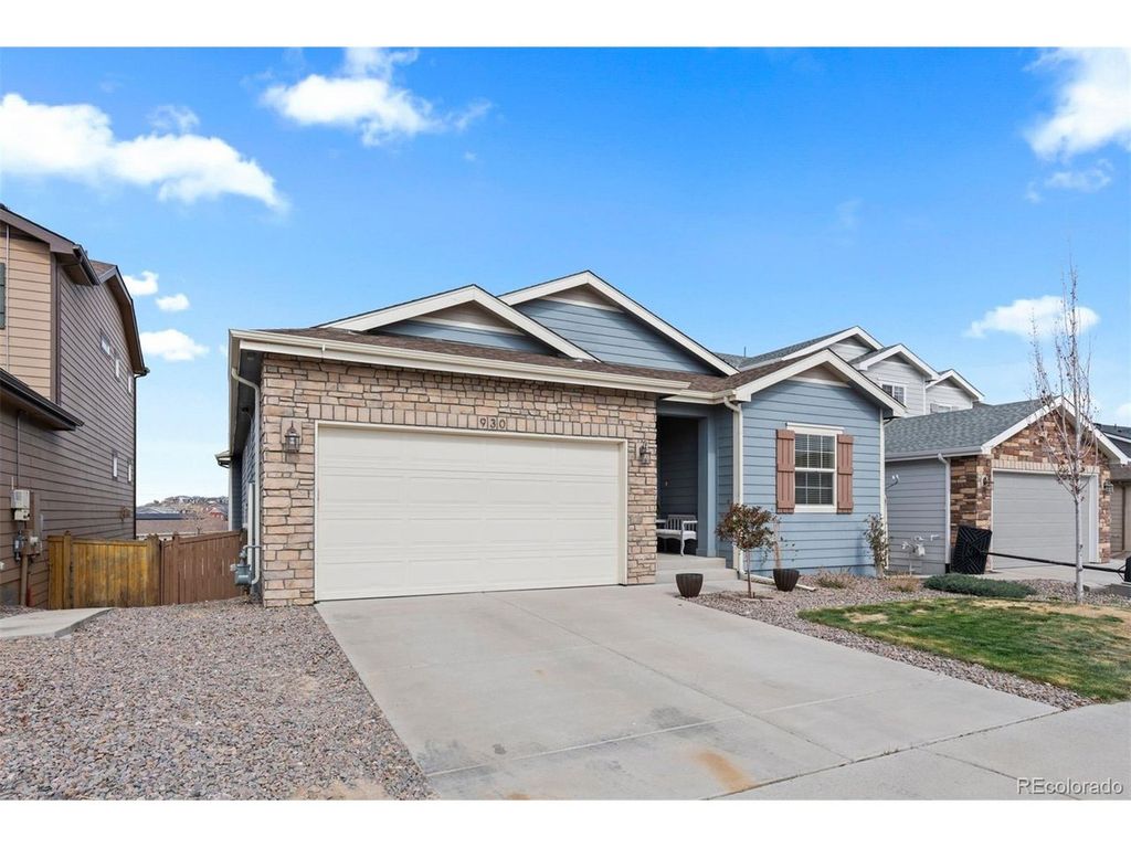 930 Mcmurdo Cir, Castle Rock, CO 80108