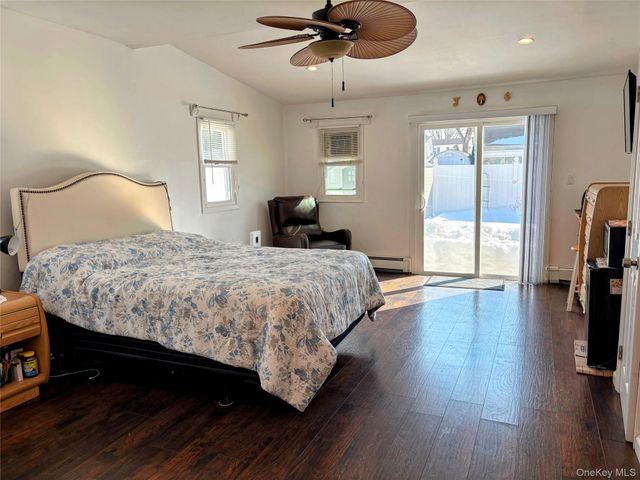 36 Robin Lane, Levittown, NY 11756