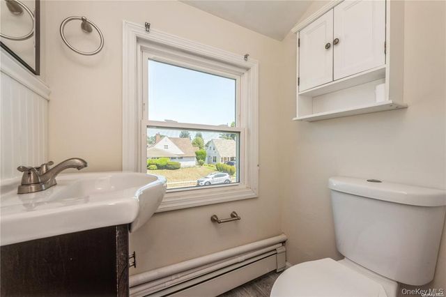 36 Robin Lane, Levittown, NY 11756