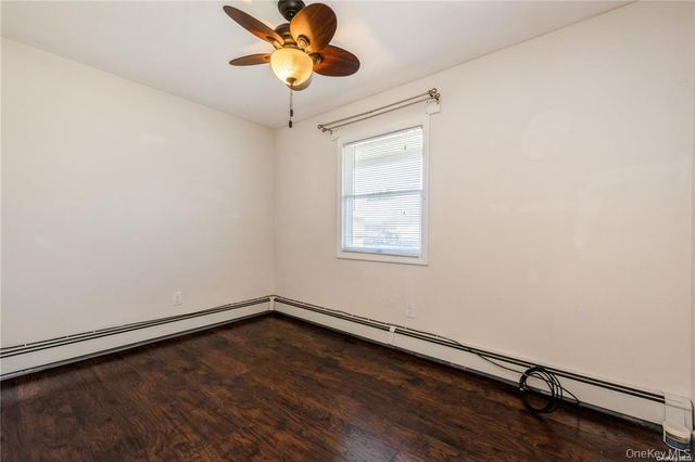 36 Robin Lane, Levittown, NY 11756