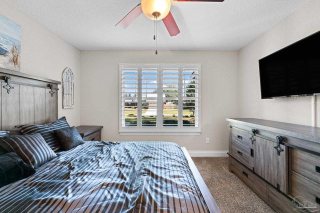 1521 Portside Dr, Gulf Breeze, FL 32563