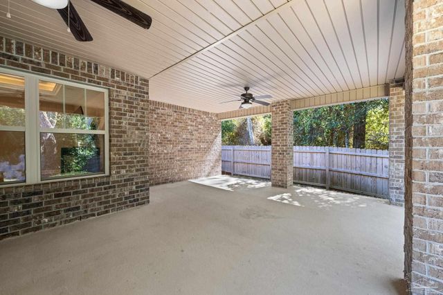 1521 Portside Dr, Gulf Breeze, FL 32563