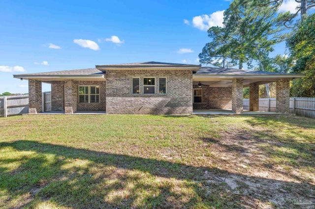 1521 Portside Dr, Gulf Breeze, FL 32563