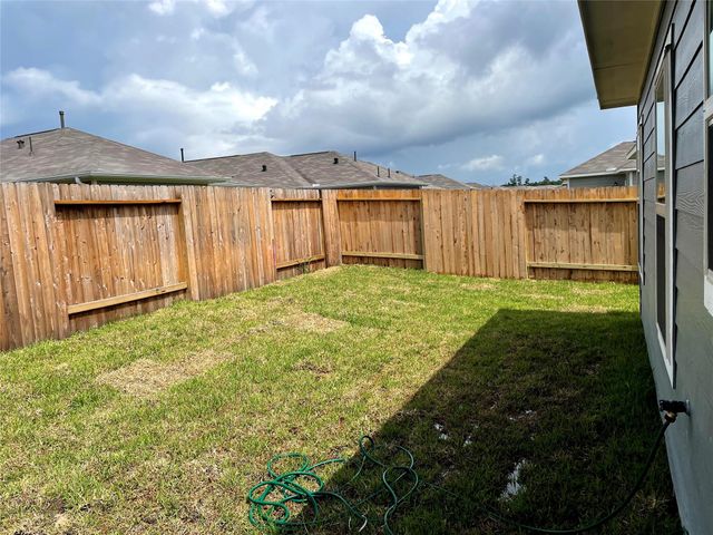 25545 Northpark Spruce, Porter, TX 77365