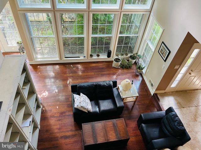 1 CROMWELL CT, Princeton, NJ 08540