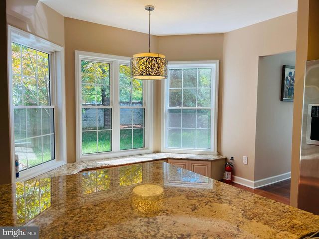 1 CROMWELL CT, Princeton, NJ 08540