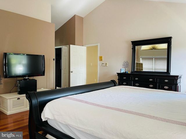 1 CROMWELL CT, Princeton, NJ 08540