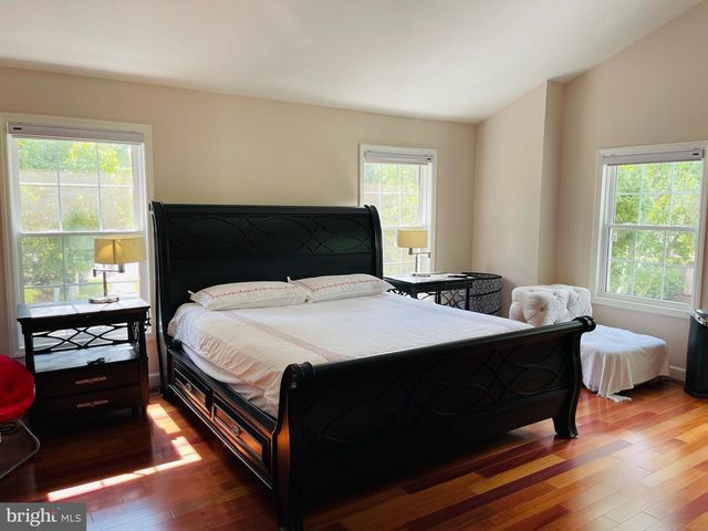 1 CROMWELL CT, Princeton, NJ 08540
