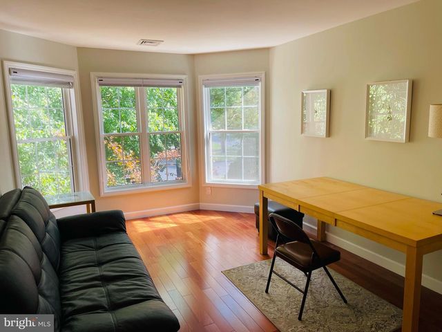 1 CROMWELL CT, Princeton, NJ 08540