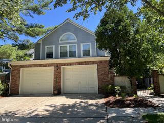 1 CROMWELL CT, Princeton, NJ 08540