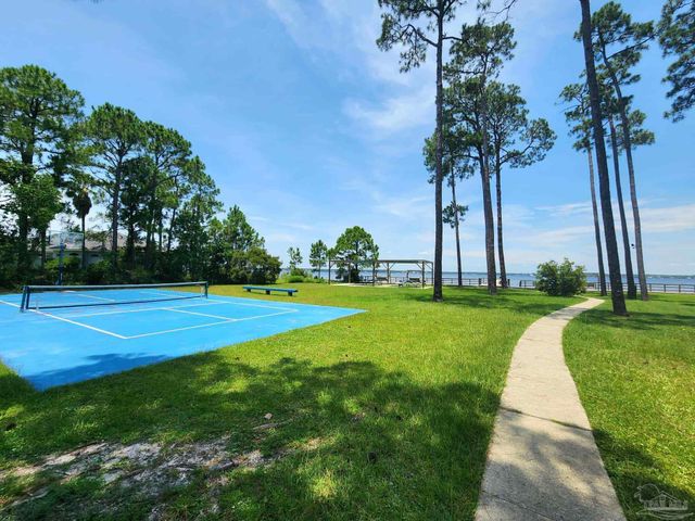 5450 N Shore Rd, Pensacola, FL 32507