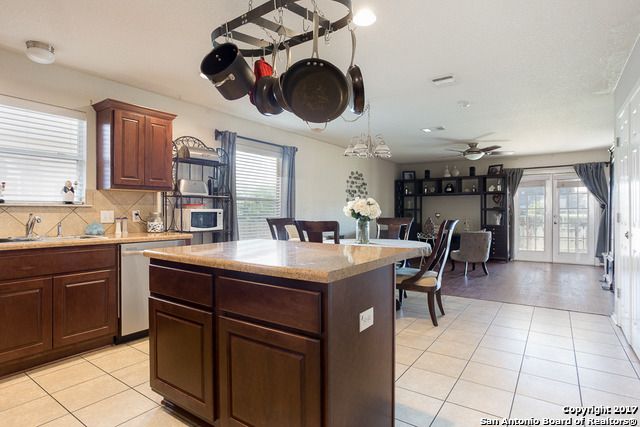 7022 Asbury, San Antonio, TX 78244