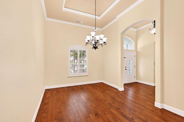 4926 W Pinedale Avenue, Fresno, CA 93722