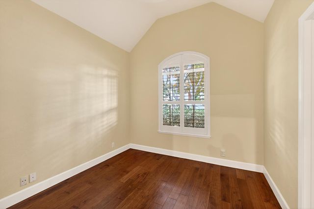 4926 W Pinedale Avenue, Fresno, CA 93722