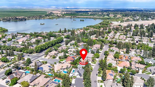 4926 W Pinedale Avenue, Fresno, CA 93722