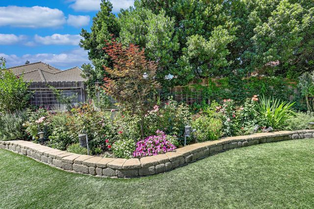 4926 W Pinedale Avenue, Fresno, CA 93722