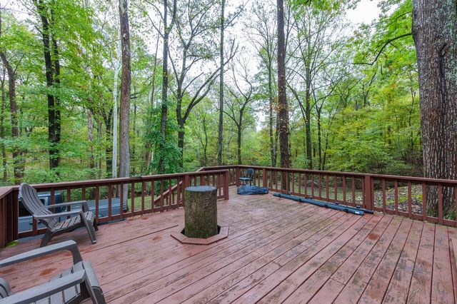 117 Tuckahoe Rd, Jackson, TN 38305