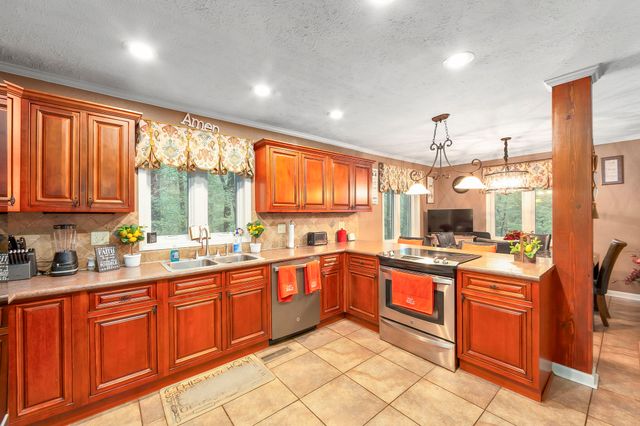 117 Tuckahoe Rd, Jackson, TN 38305