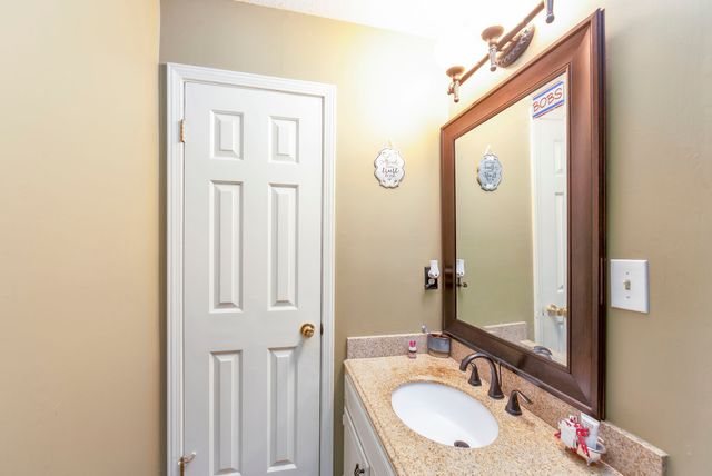 117 Tuckahoe Rd, Jackson, TN 38305