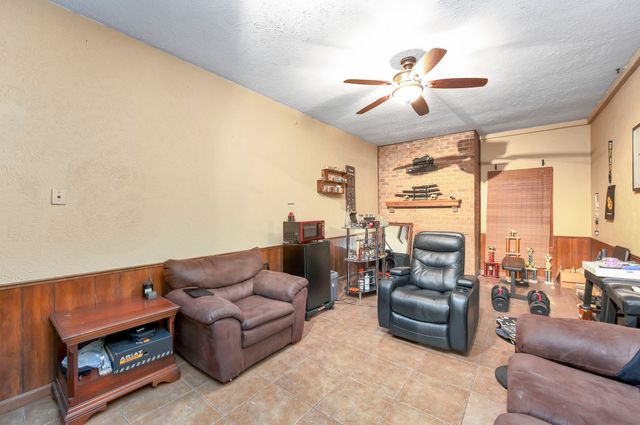 117 Tuckahoe Rd, Jackson, TN 38305