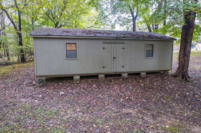 117 Tuckahoe Rd, Jackson, TN 38305