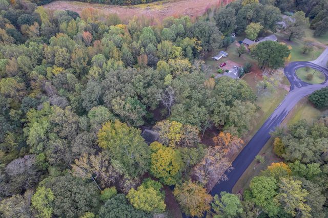 117 Tuckahoe Rd, Jackson, TN 38305