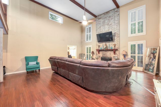 117 Tuckahoe Rd, Jackson, TN 38305