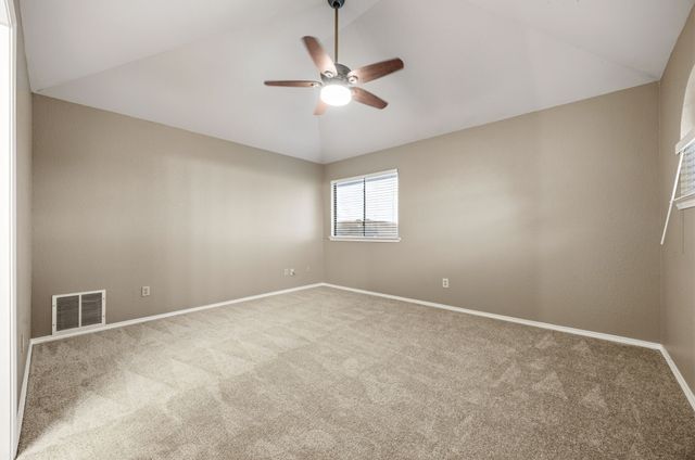 2060 Arbor Creek Drive B, Carrollton, TX 75010