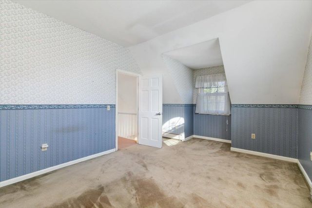 24 Oak Ridge Road, Sandown, NH 03873