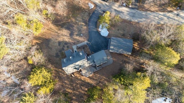 24 Oak Ridge Road, Sandown, NH 03873