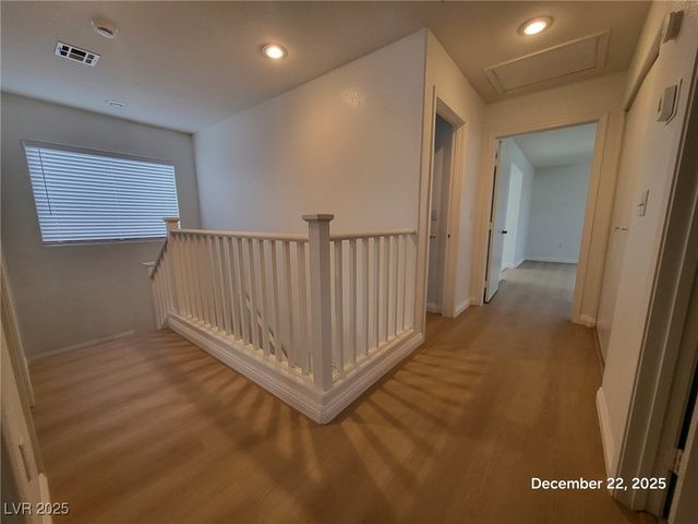 204 Hickory Heights Avenue, Las Vegas, NV 89148