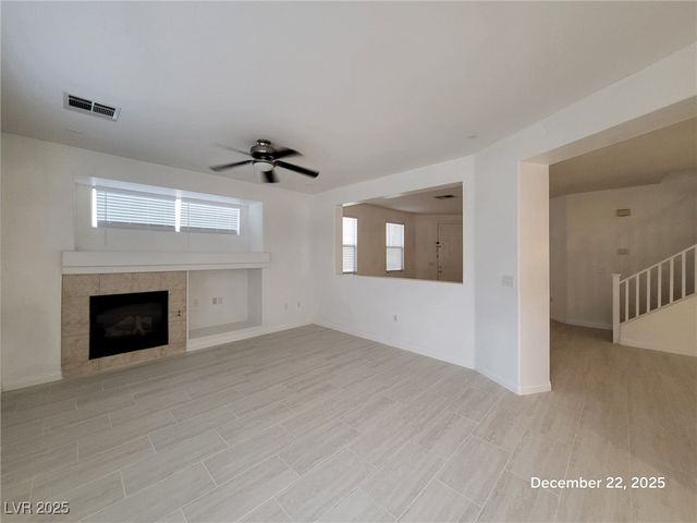 204 Hickory Heights Avenue, Las Vegas, NV 89148