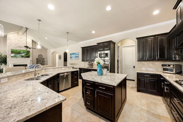 8992 Wind Jammer Lane, Montgomery, TX 77316