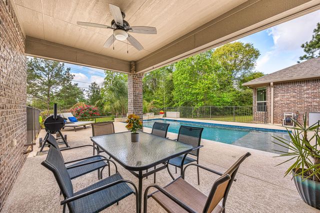 8992 Wind Jammer Lane, Montgomery, TX 77316