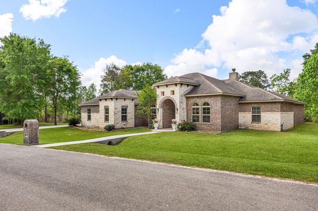 8992 Wind Jammer Lane, Montgomery, TX 77316