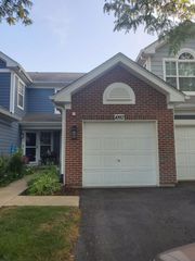 1092 Camden Court, Glendale Heights, IL 60139